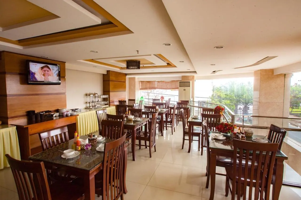 Grand Mango Hotel contacts