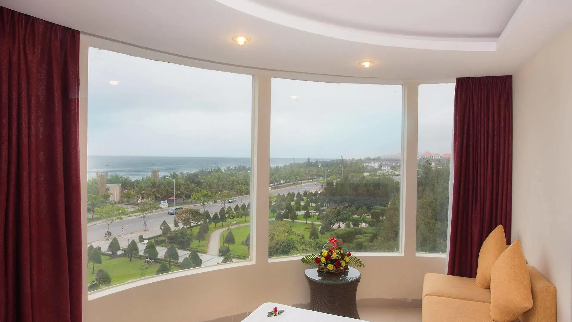 Grand Mango Hotel Da Nang 3*,